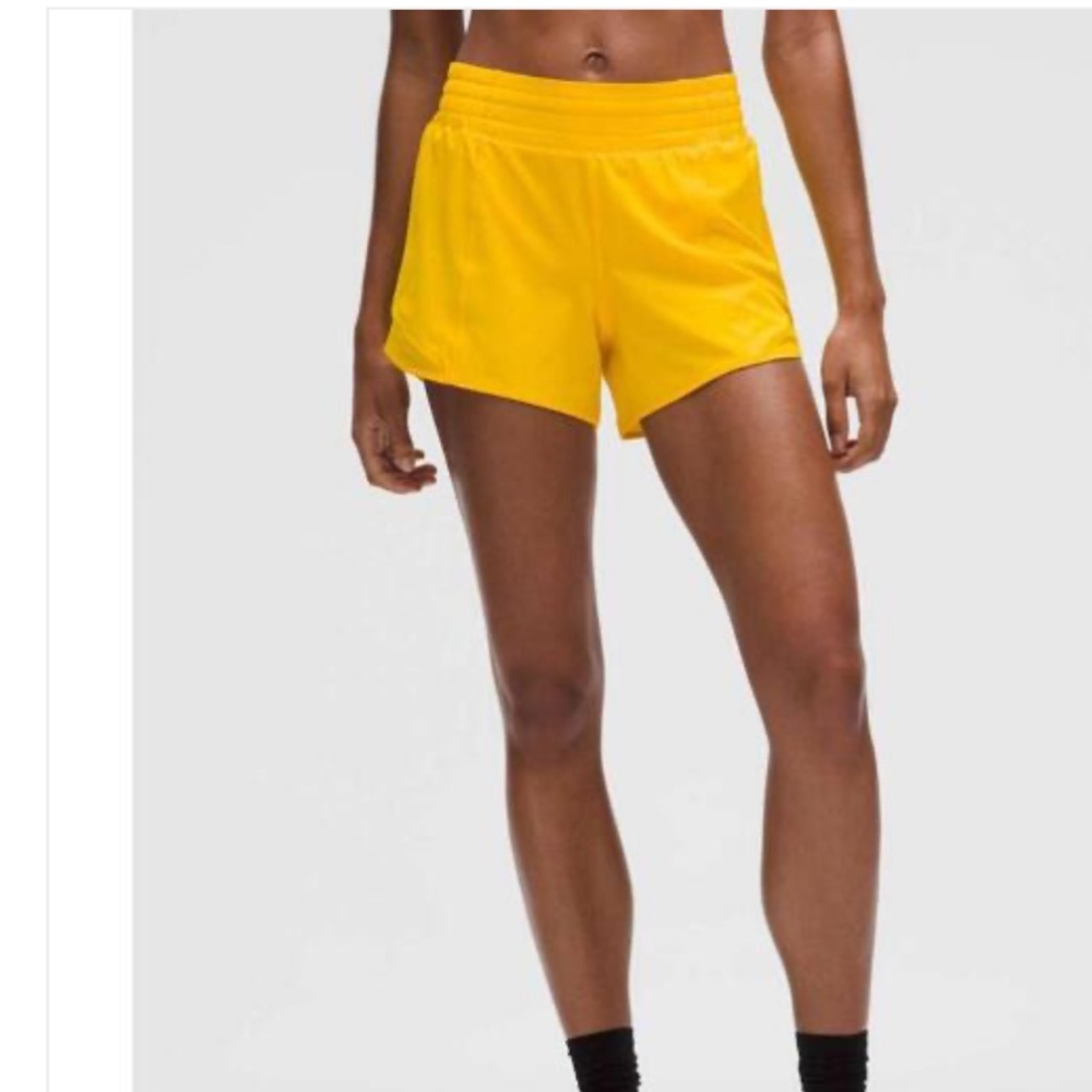 Lululemon Hotty Hot High-Rise Lined Short 4" Maize Yellow Size 4 NWT